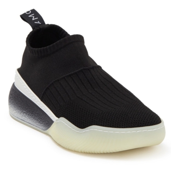 Stella McCartney Shoes - ❤️ SALE ❤️Stella McCartney black knit sneakers 39/9